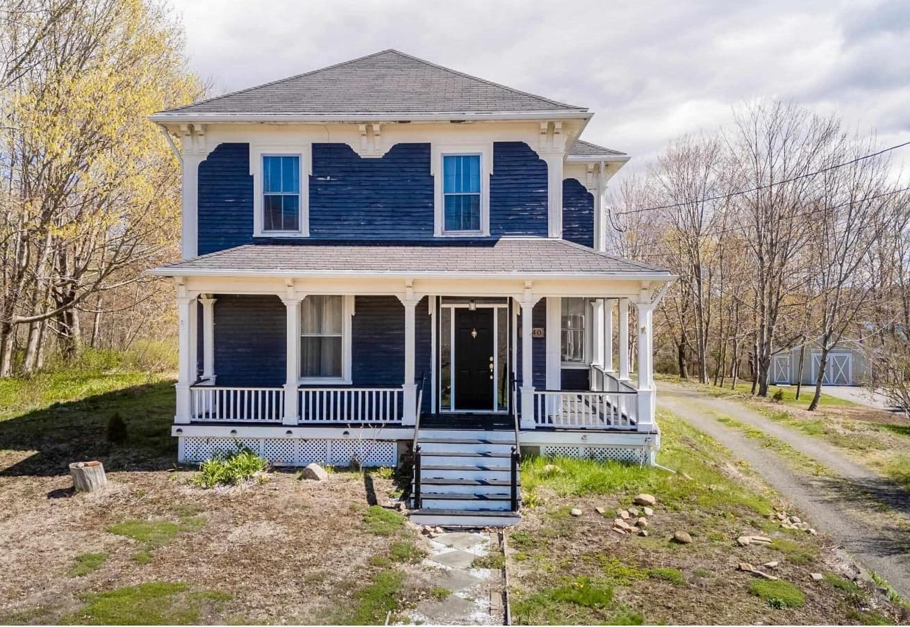 Spacious 5 Bed 2 Bath
