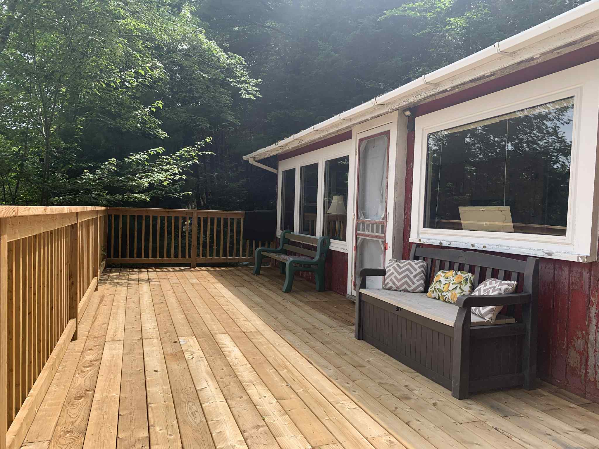 2 Bed 1 Bath Lake Cottage